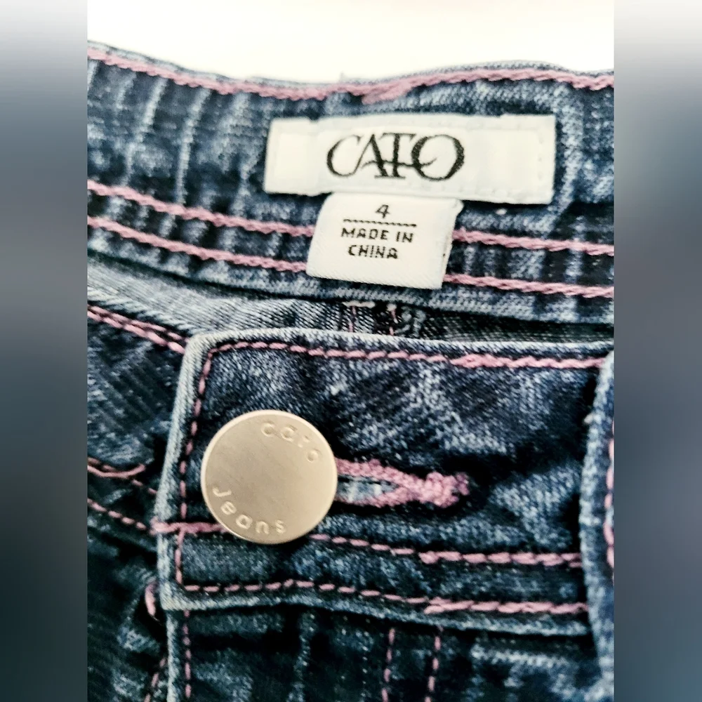 Cato Women's Capri Jeans Stretch Rayon/Cotton Light Blue Wash Pink Stitching 4/S - Picture 4 of 13